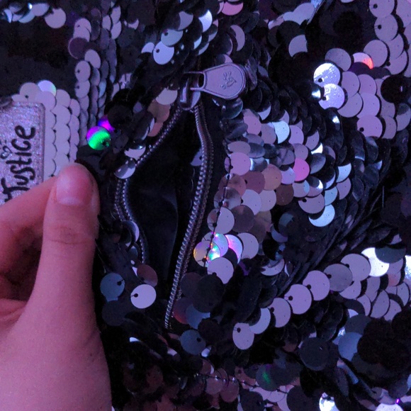 Small backpack 🎒 - Picture 3 of 5